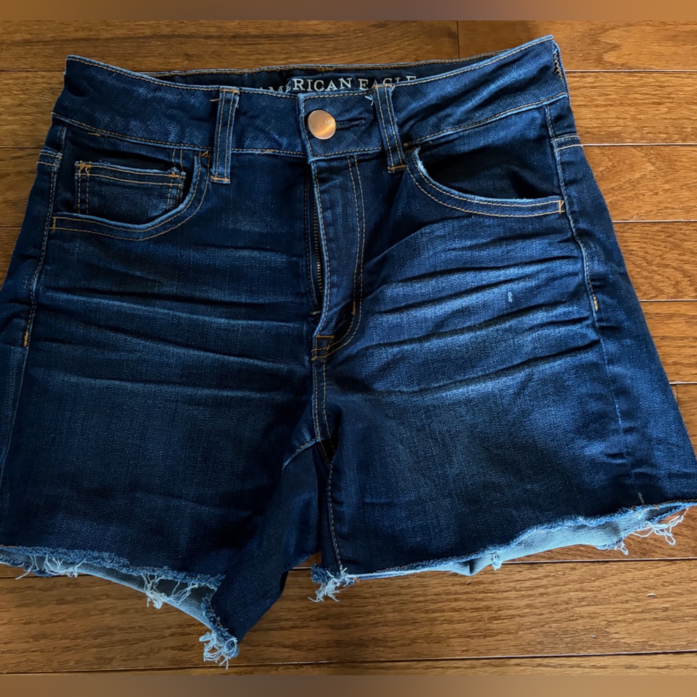 American Eagle Size 4 Jean shorts